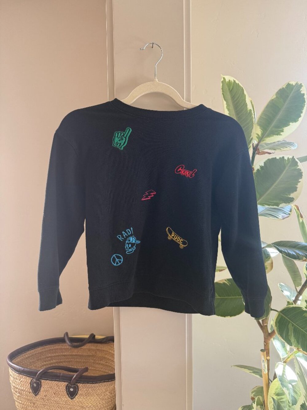 Cat & Jack Graphic Relaxed Pullover